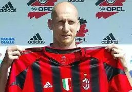 邓弗里斯因,伤退赛荷兰,队本期集结,雪缘园体育首页,即时比分,比分直播,足球比分直播,雪缘园官网